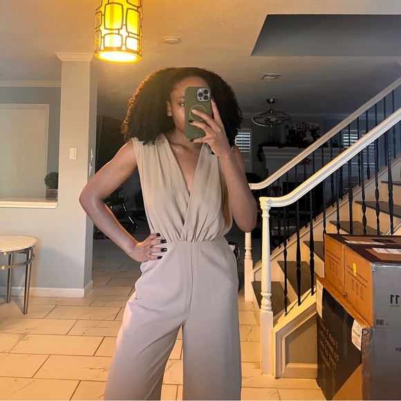 Zara Tan Jumpsuit - Picture 4 of 4
